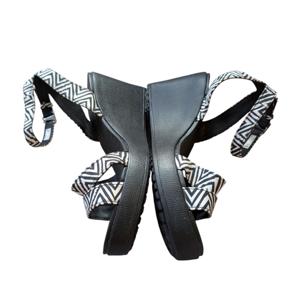 Crocs Leigh II Cross-strap Ankle Wedges Sandal Zebra Black White Rare Women 10 - Picture 5 of 15